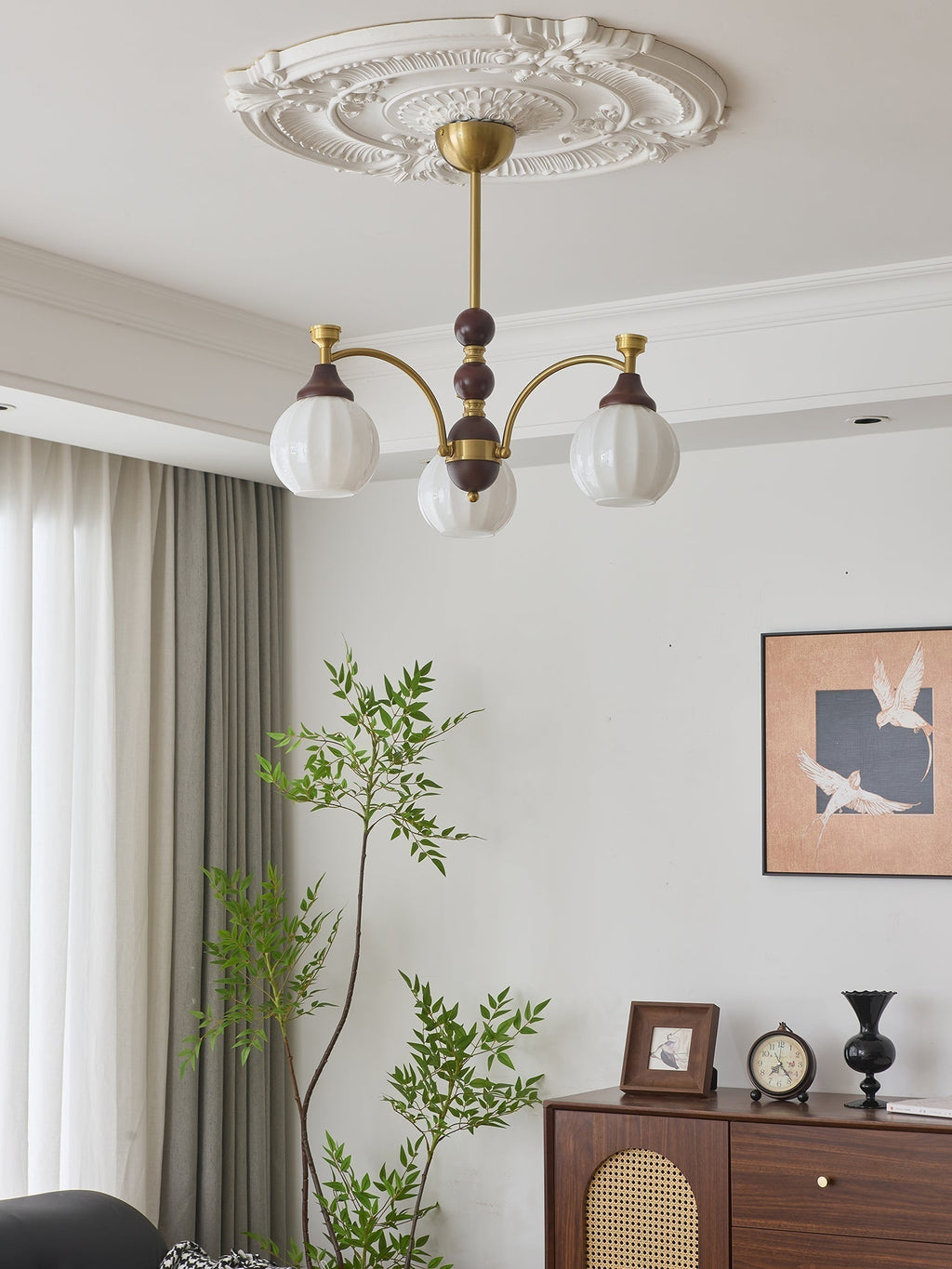 Illoros Chandelier en Bois Élégance Traditionnelle - Neutralighting