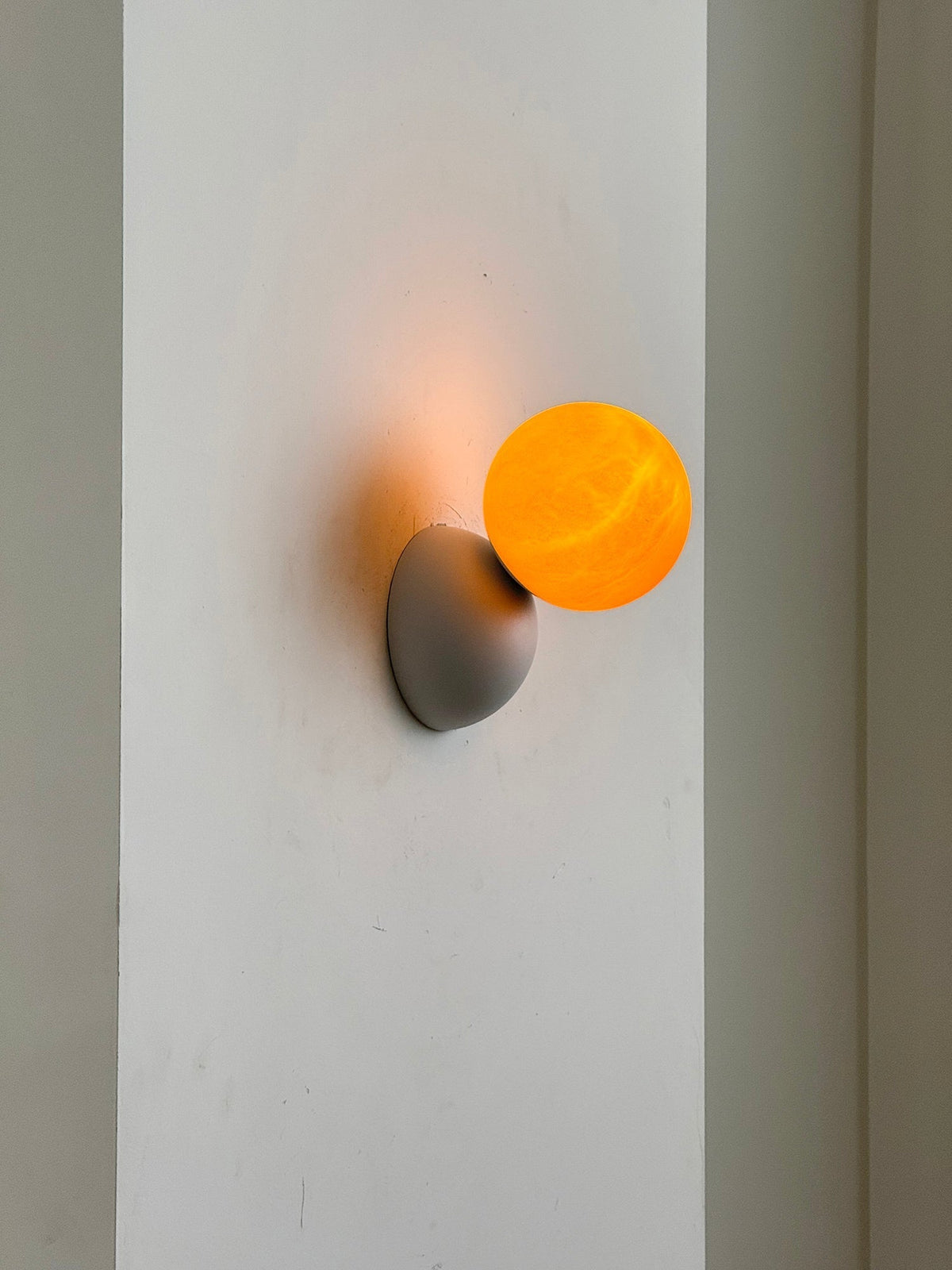 Arca Lampe Murale en Marbre et Métal Style Minimaliste Moderne Eclipse - Neutralighting