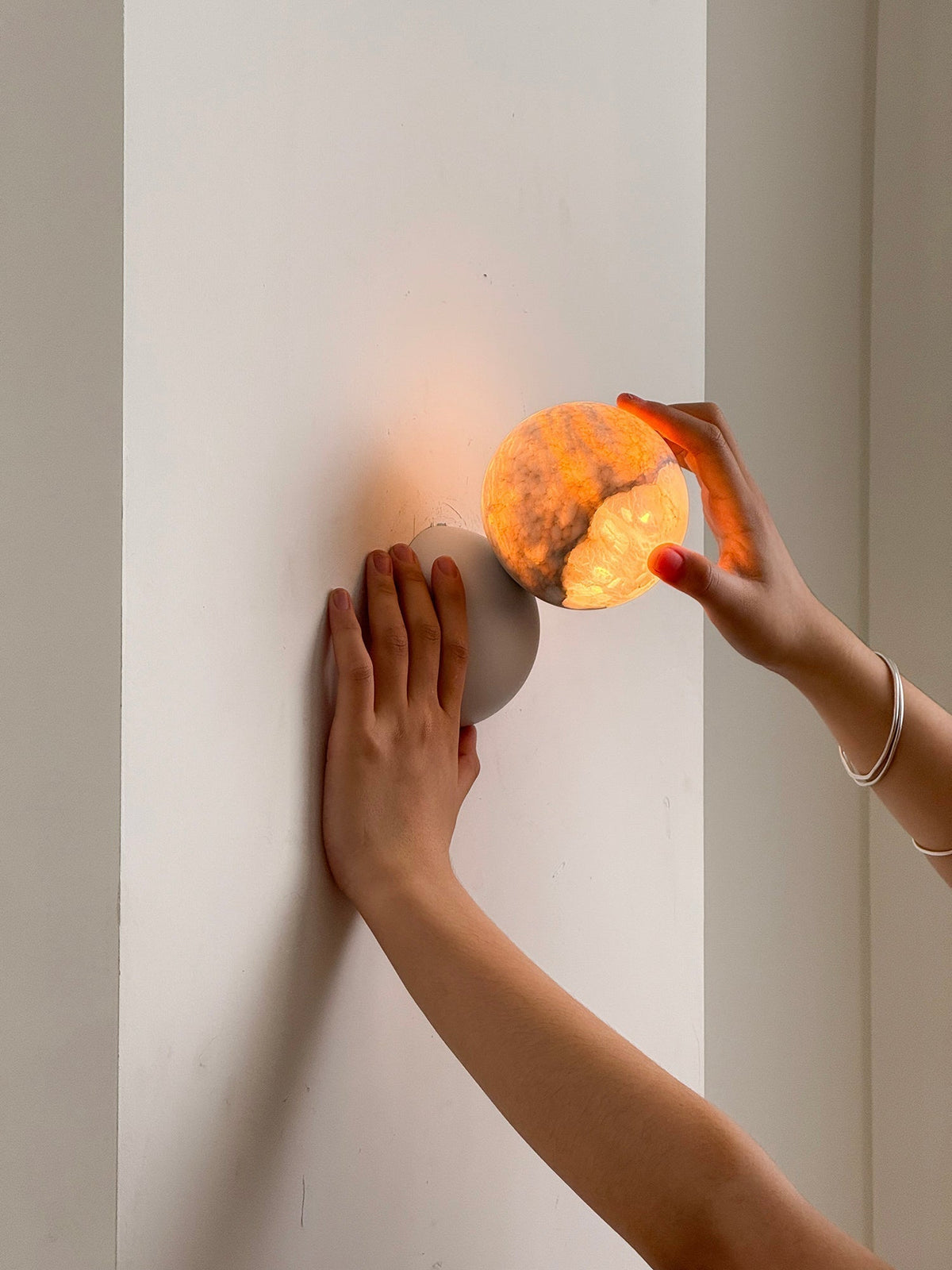 Arca Lampe Murale en Marbre et Métal Style Minimaliste Moderne Eclipse - Neutralighting