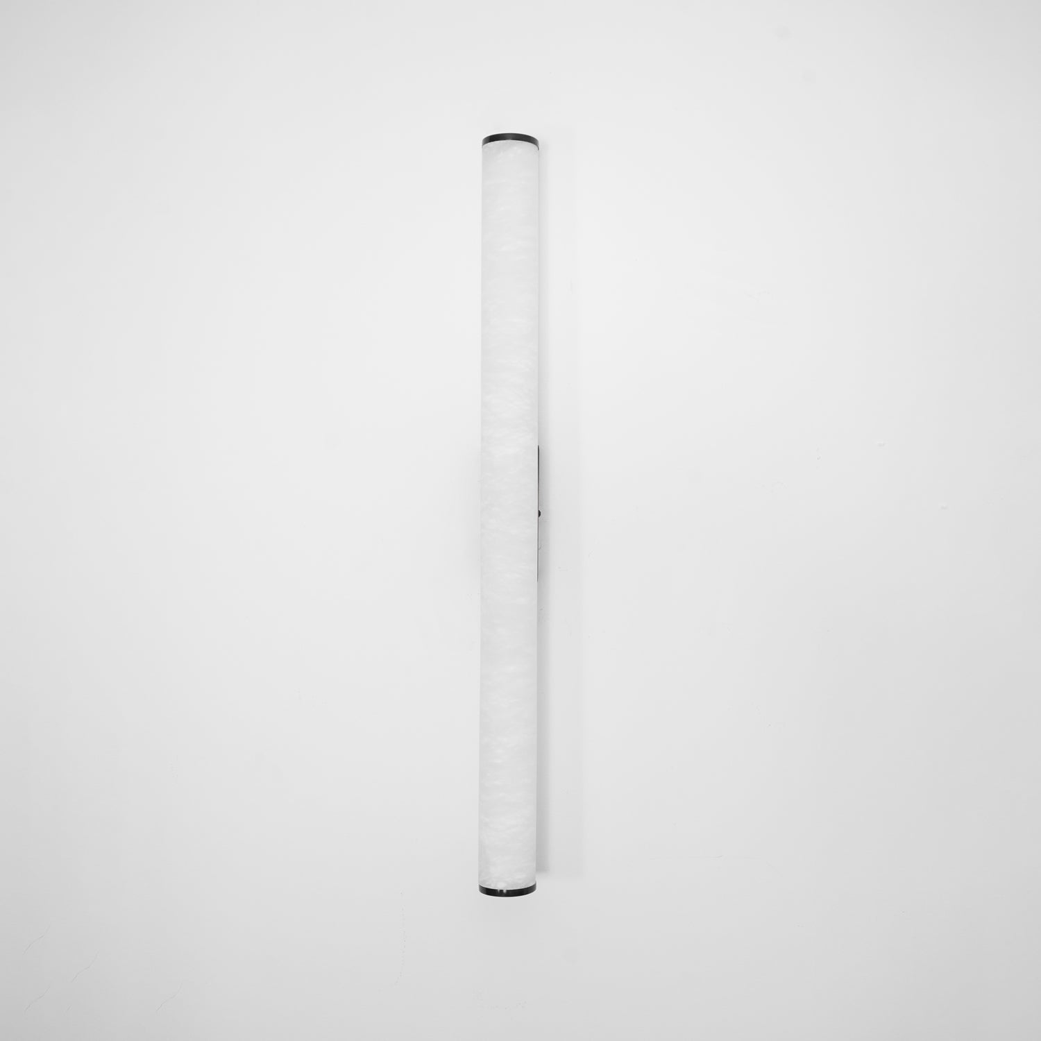 Klyr Applique Murale Cylindrique Verticale en Albâtre - Neutralighting
