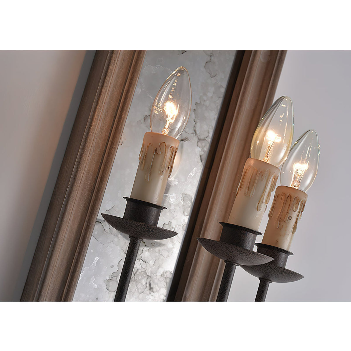 Phasis Applique Murale en Métal Vintage à 3 Lumières avec Miroir Élégance - Neutralighting