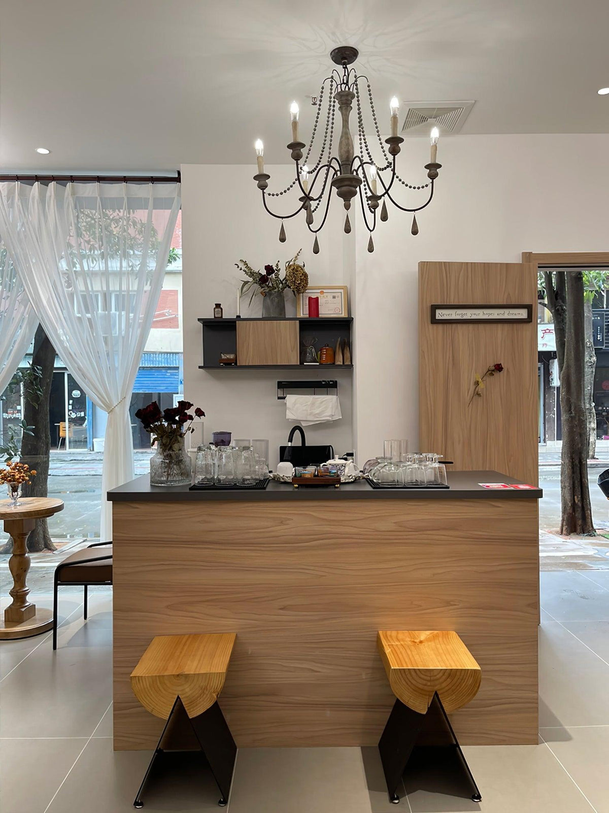 Lustra Chandelier à Bougies Bras Voluté Rustique - Neutralighting
