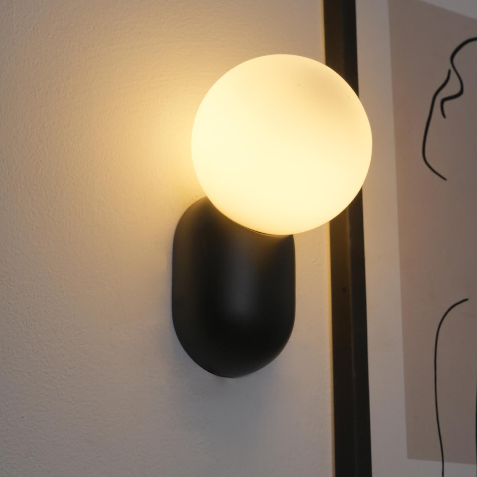 Lunara Applique Murale Globe Minimaliste - Neutralighting