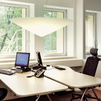 Solara Lampe Suspendue Polyéthylène Chapeau Incliné Minimaliste - Neutralighting