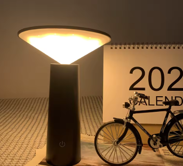 Lampe de lecture Sphère Inversé Maïlys Dessin - Un Compagnon pour Vos Moments de Lecture