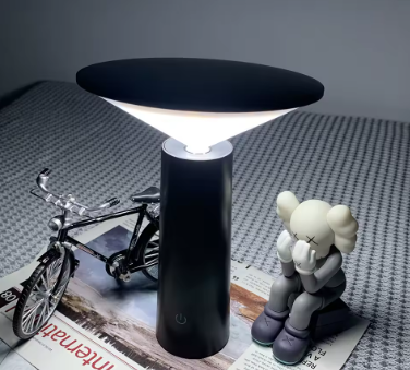 Lampe de lecture Sphère Inversé Maïlys Dessin - Un Compagnon pour Vos Moments de Lecture