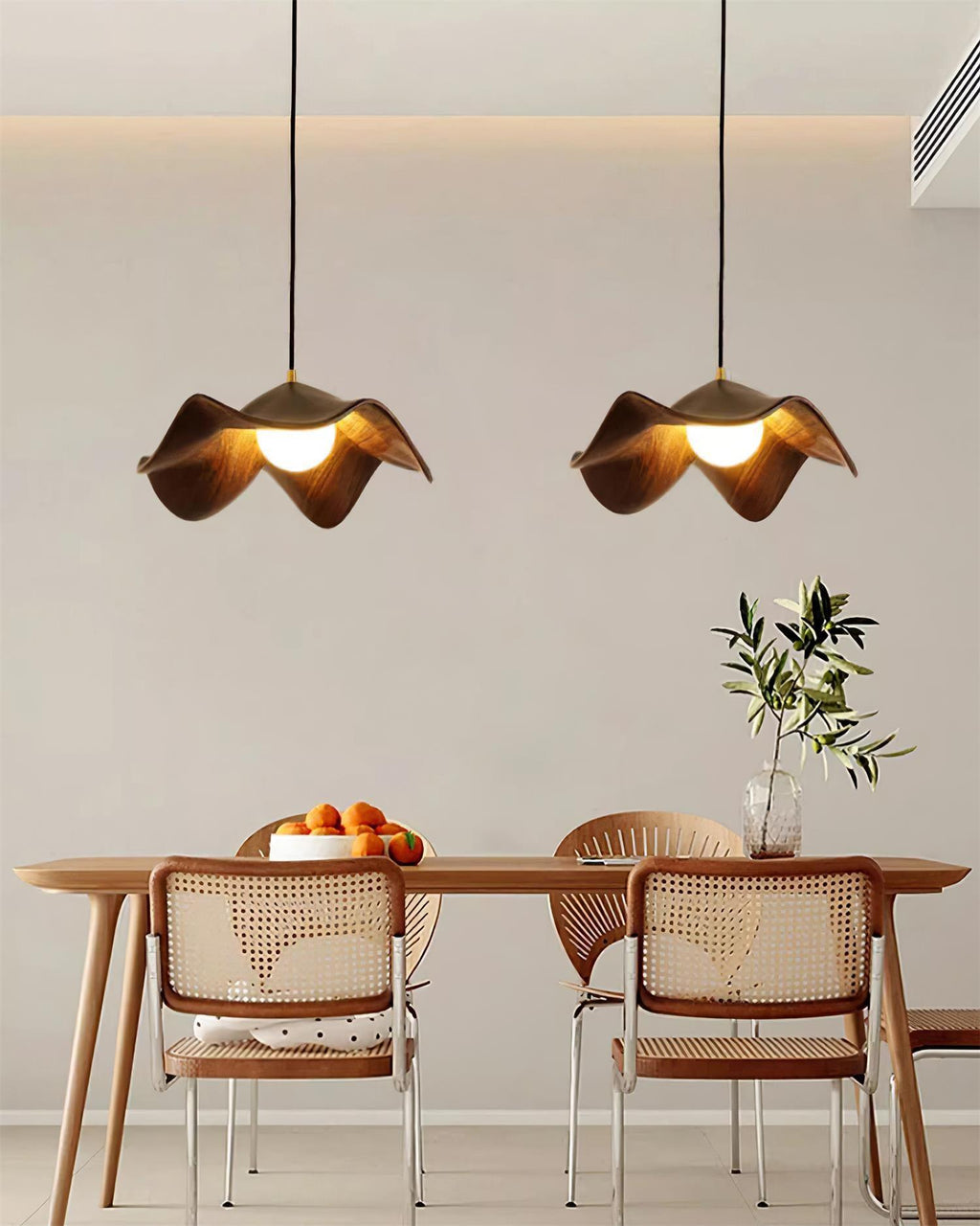 Brioce Suspension avec abat-jour en résine blanc et noyer pour salon et salle à manger - Neutralighting