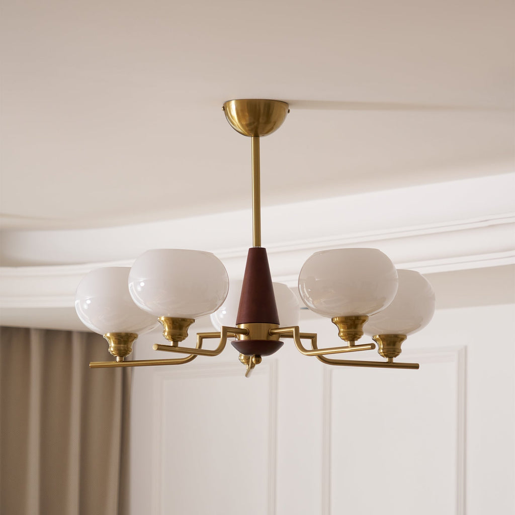 Lustra Chandelier en Noyer avec Globes en Verre Opale - Neutralighting