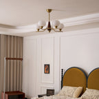 Lustra Chandelier en Noyer avec Globes en Verre Opale - Neutralighting