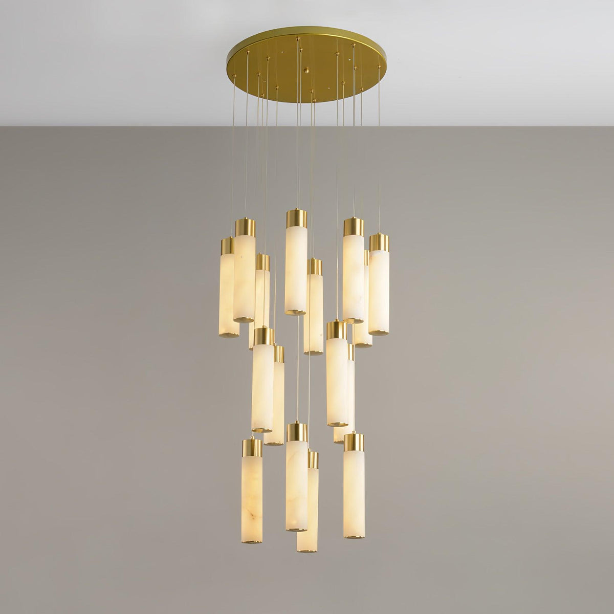 Aurelia Chandelier Albâtre pour Escalier - Neutralighting