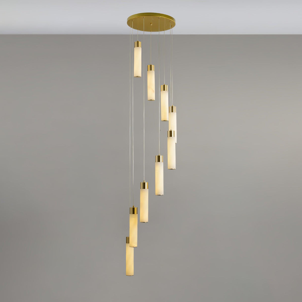Aurelia Chandelier Albâtre pour Escalier - Neutralighting