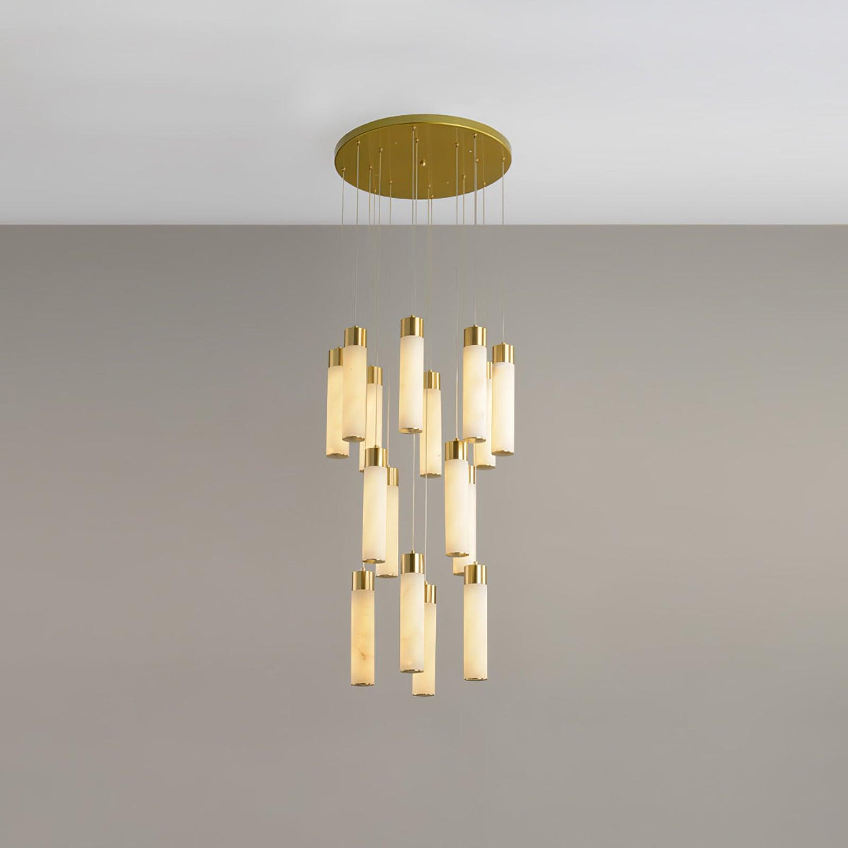 Aurelia Chandelier Albâtre pour Escalier - Neutralighting