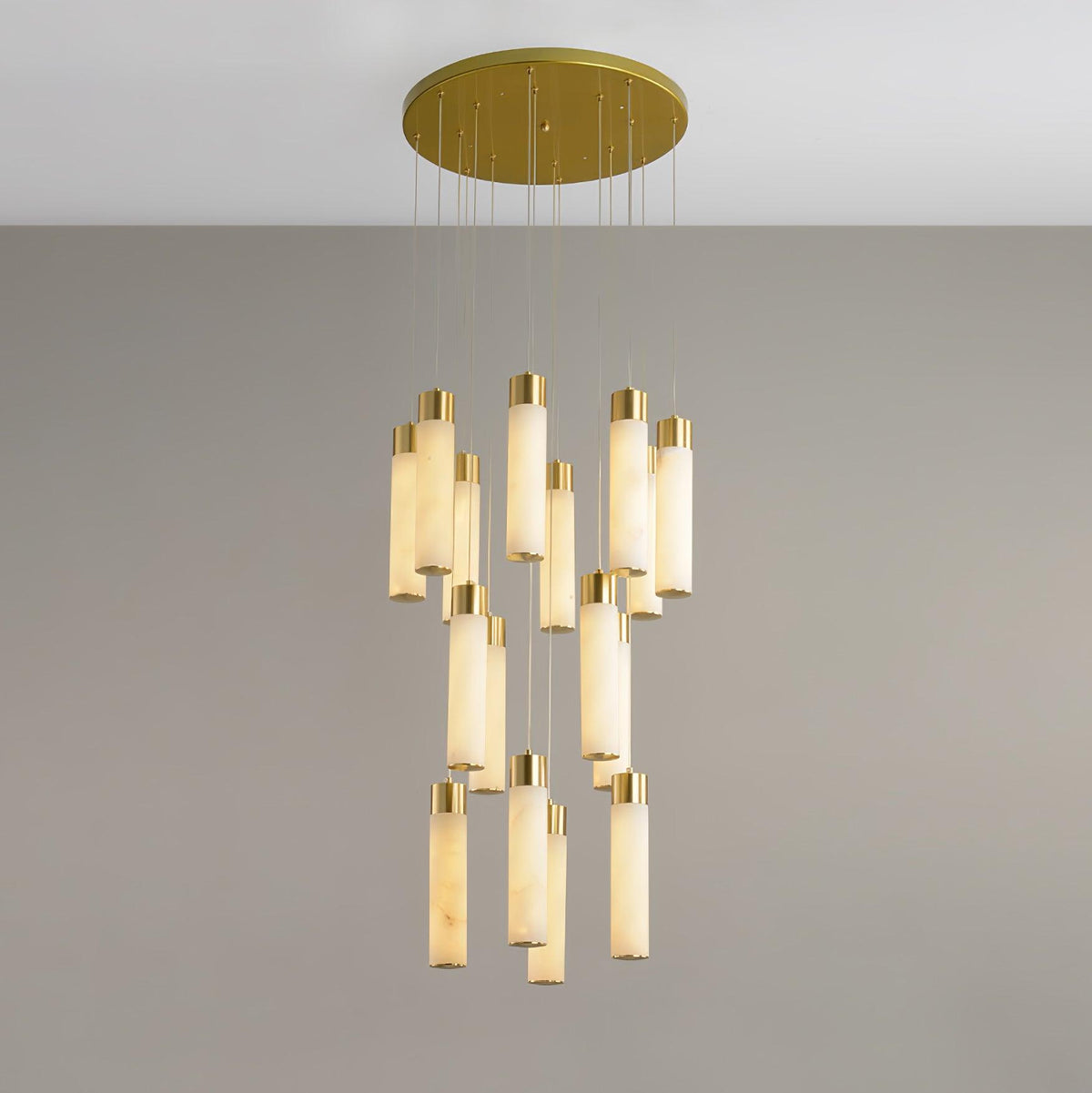 Aurelia Chandelier Albâtre pour Escalier - Neutralighting