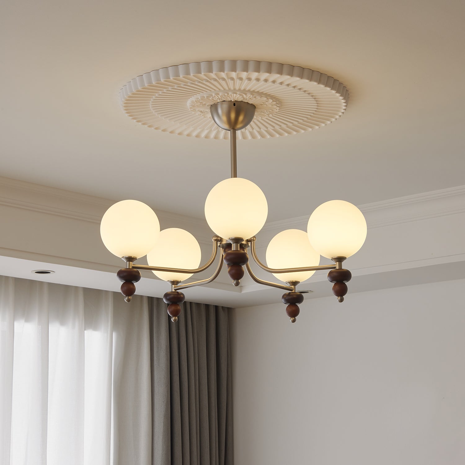 Cemarus Chandelier Sphère Bois Noyer Verre Traditionnel - Neutralighting