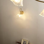 Aurora Glass Elegant Wall Lamp - Neutralighting