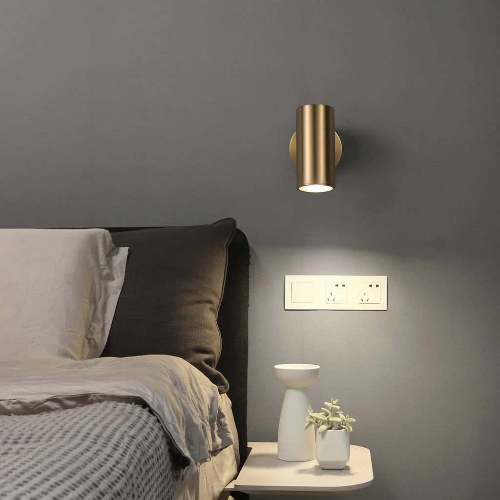 Frost Applique Murale Moderne Minimaliste en Laiton et Métal - Neutralighting