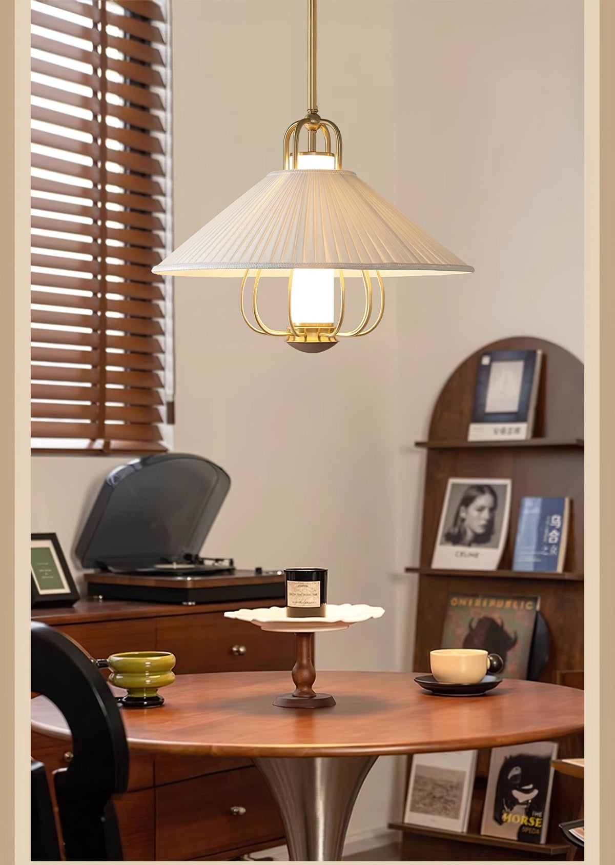 Lustra Suspension en Tissu Doré LED pour Salle à Manger - Neutralighting