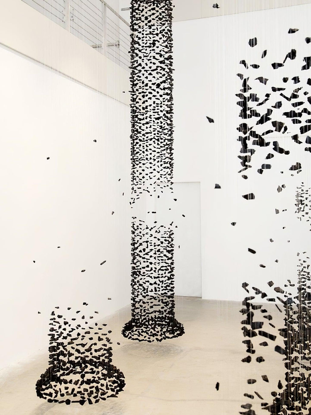 Arsilus Chandelier Sculptural en Pierre Charbon - Neutralighting