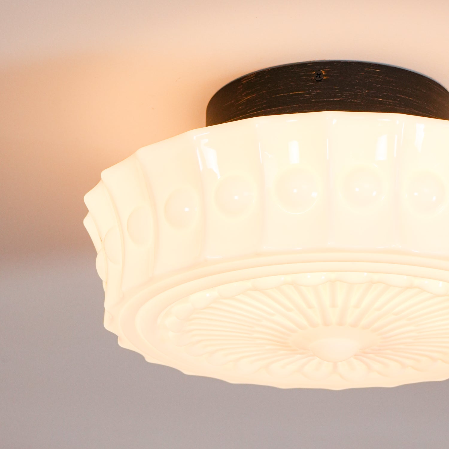 Solara Plafonnier en Verre Blanc Floral pour Salon - Neutralighting