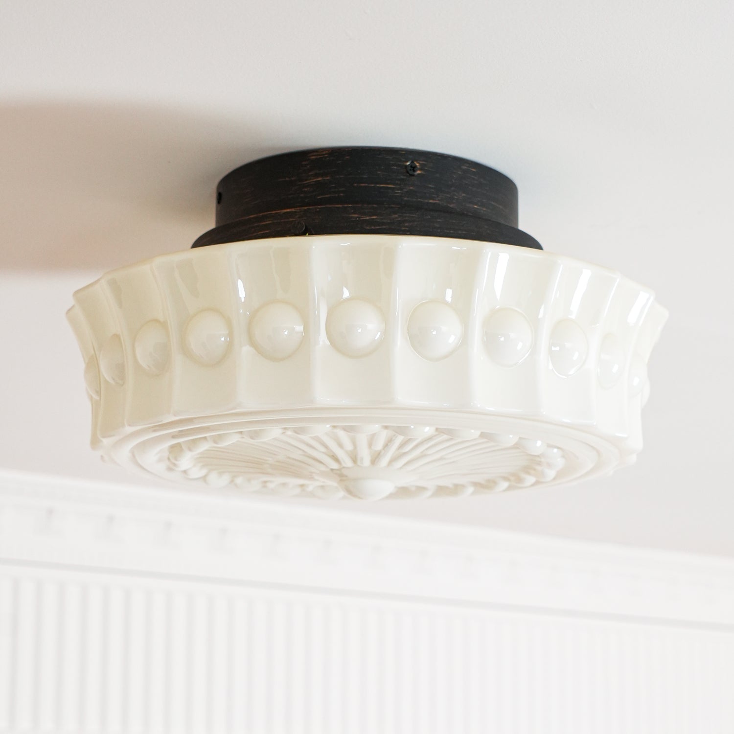 Solara Plafonnier en Verre Blanc Floral pour Salon - Neutralighting