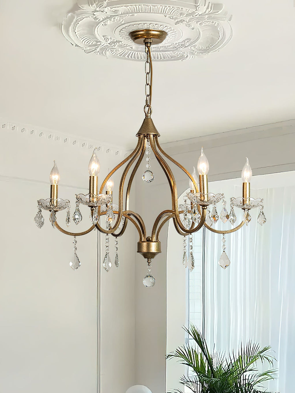 Chandelier en Laiton Métal Cristal Vintage Alliant Luxe et Élégance - Neutralighting