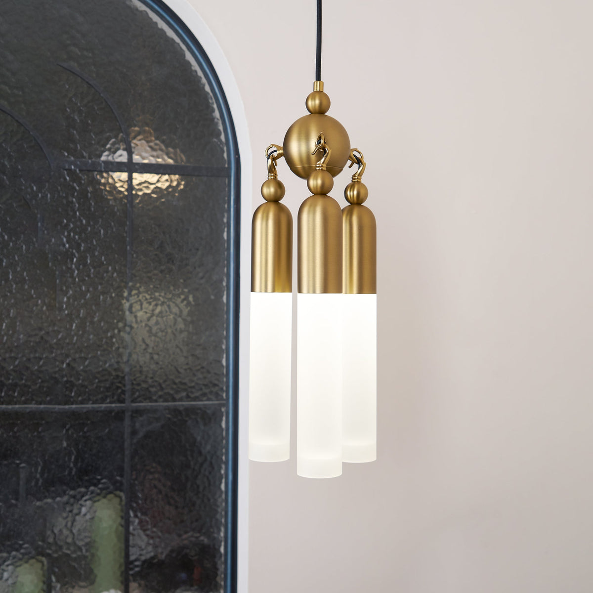 Lampe Suspendue Métal-Acrylique Moderne Minimaliste Tilt - Neutralighting