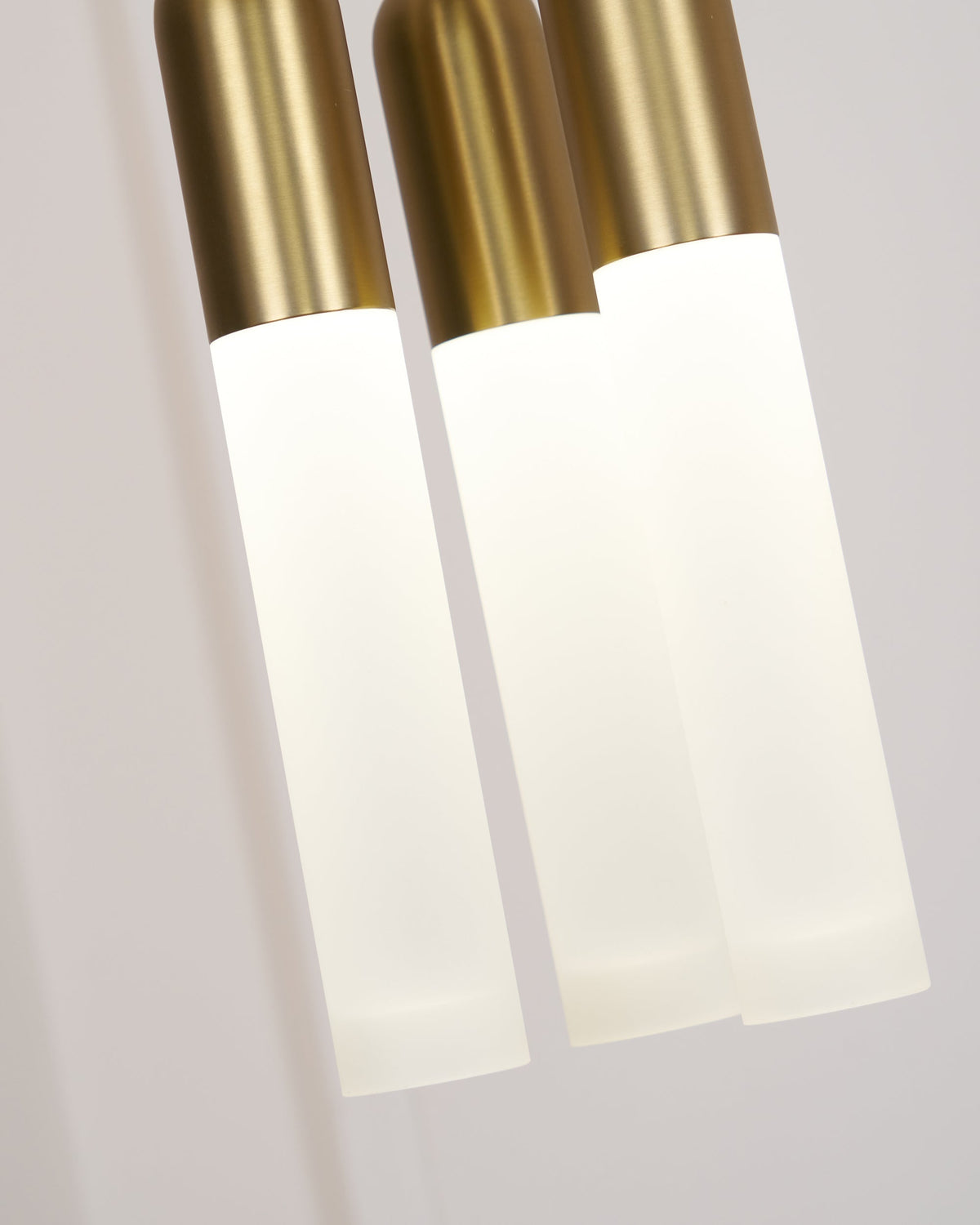 Lampe Suspendue Métal-Acrylique Moderne Minimaliste Tilt - Neutralighting
