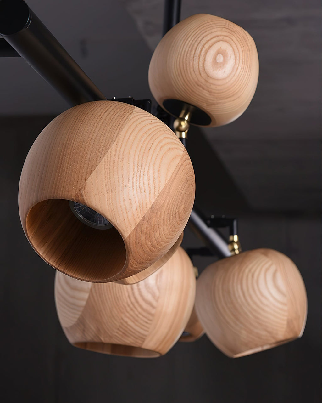 Avelira Suspension Linéaire Globe Bois Rustique - Neutralighting