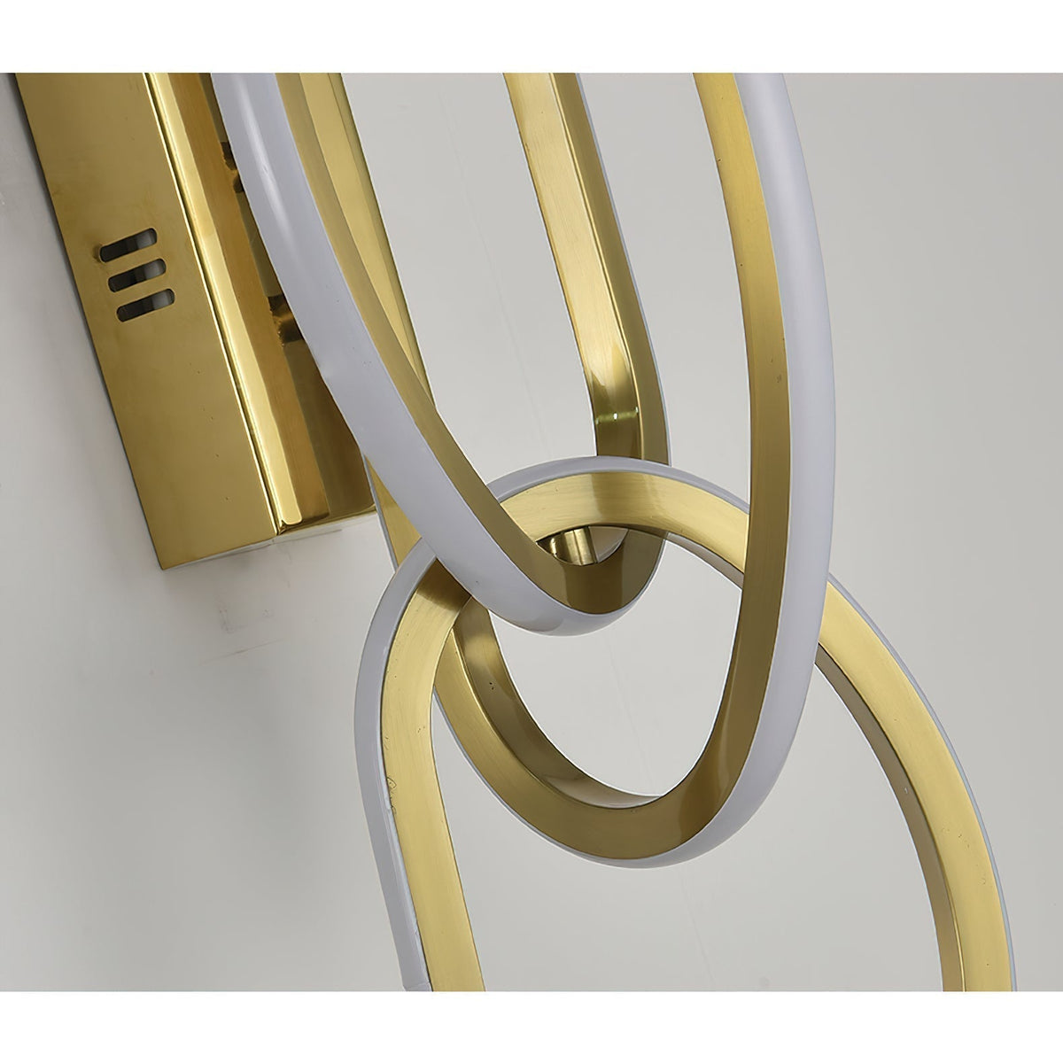 Urge Lampe Murale LED Moderne Minimaliste en Acrylique et Métal - Neutralighting