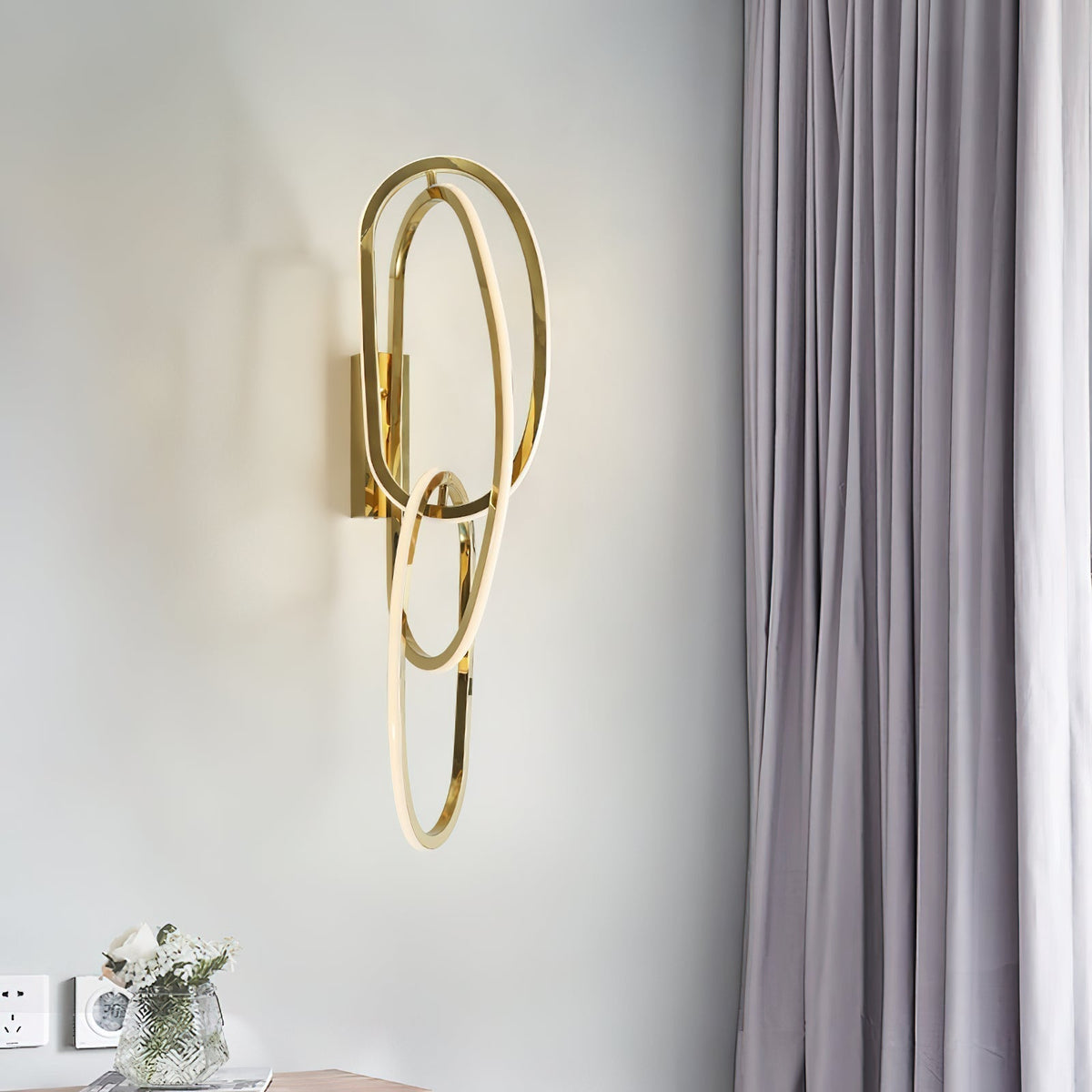 Urge Lampe Murale LED Moderne Minimaliste en Acrylique et Métal - Neutralighting