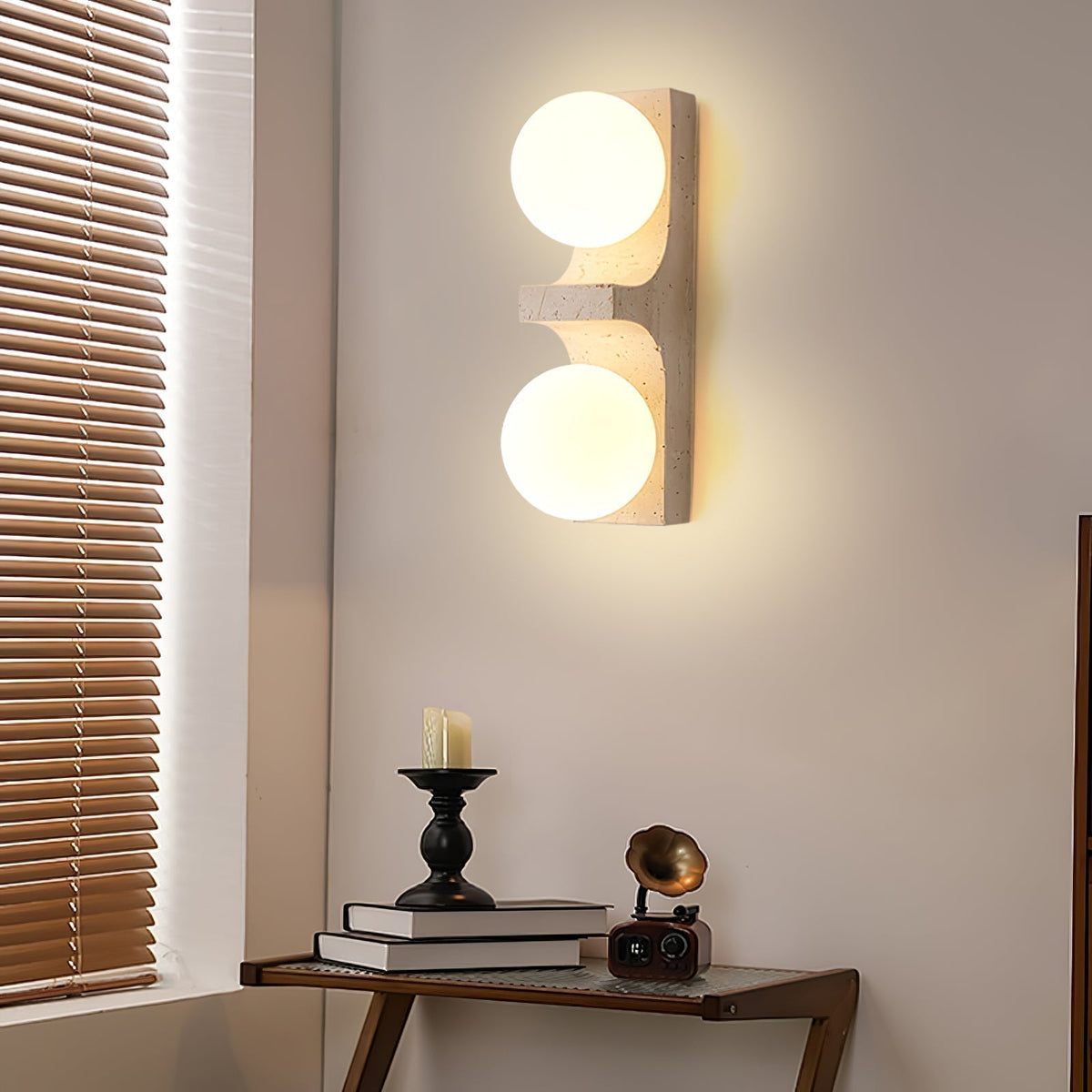 Umiren Applique Murale Minimaliste en Travertin - Neutralighting