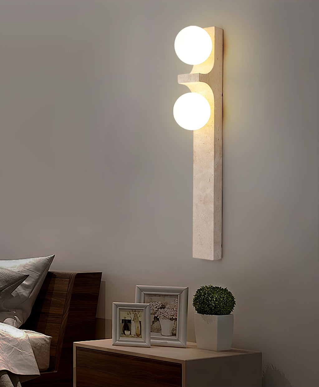 Umiren Applique Murale Minimaliste en Travertin - Neutralighting