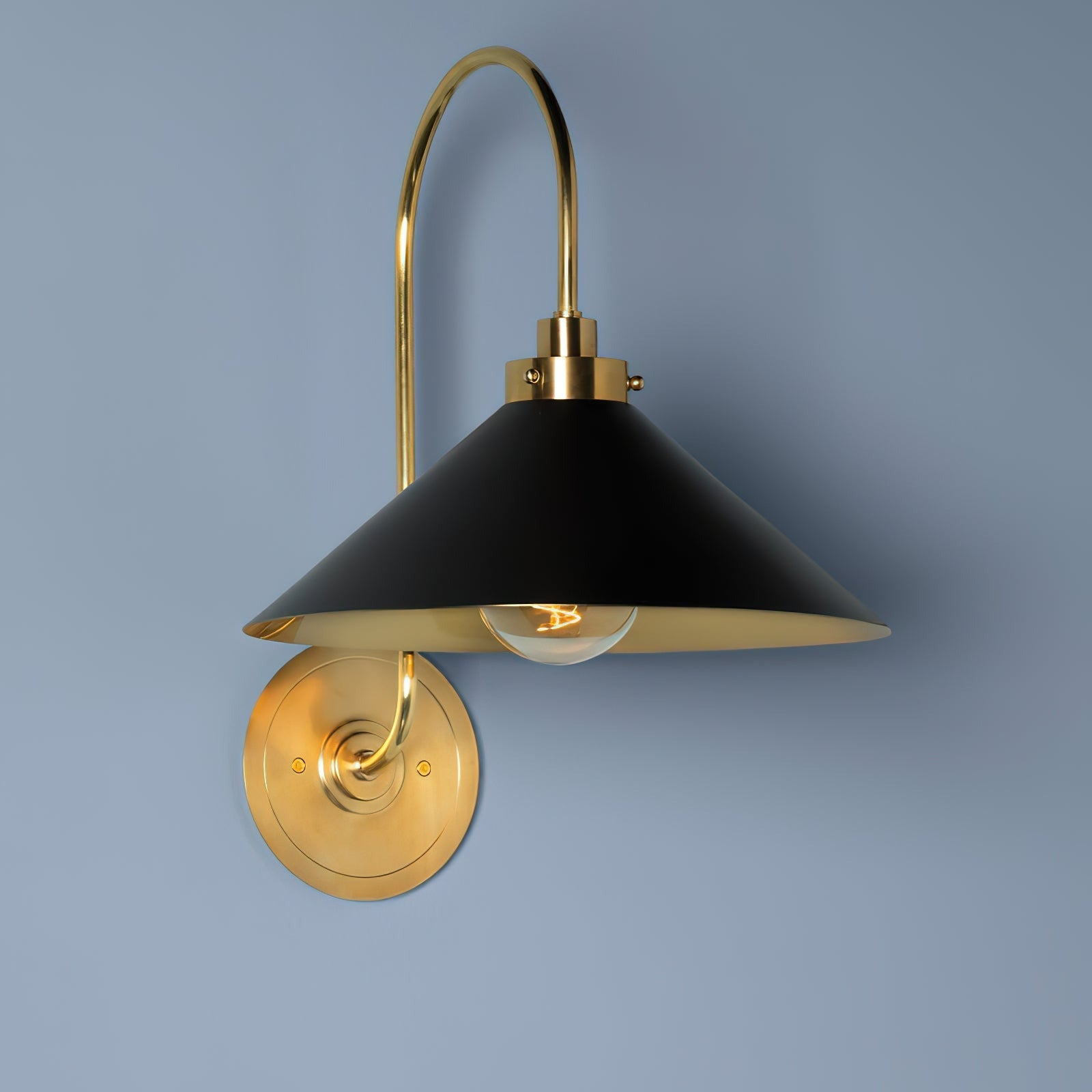 Helena Applique Murale Intérieure Vintage en Laiton - Neutralighting