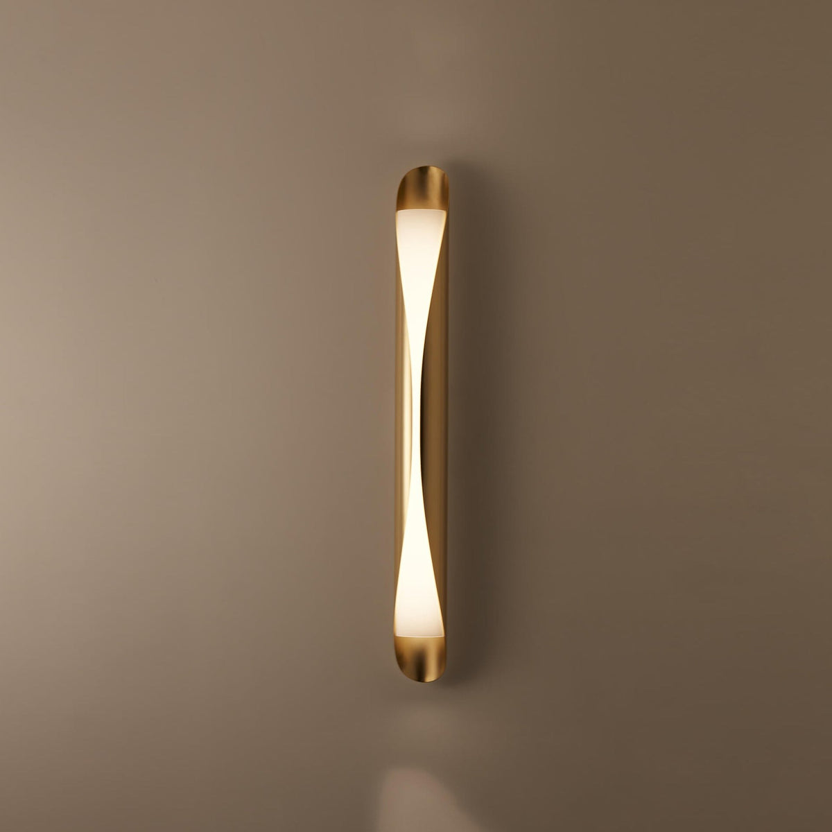 Jolt Lampe Murale En Métal Cuivre Et Acrylique Minimaliste Moderne - Neutralighting