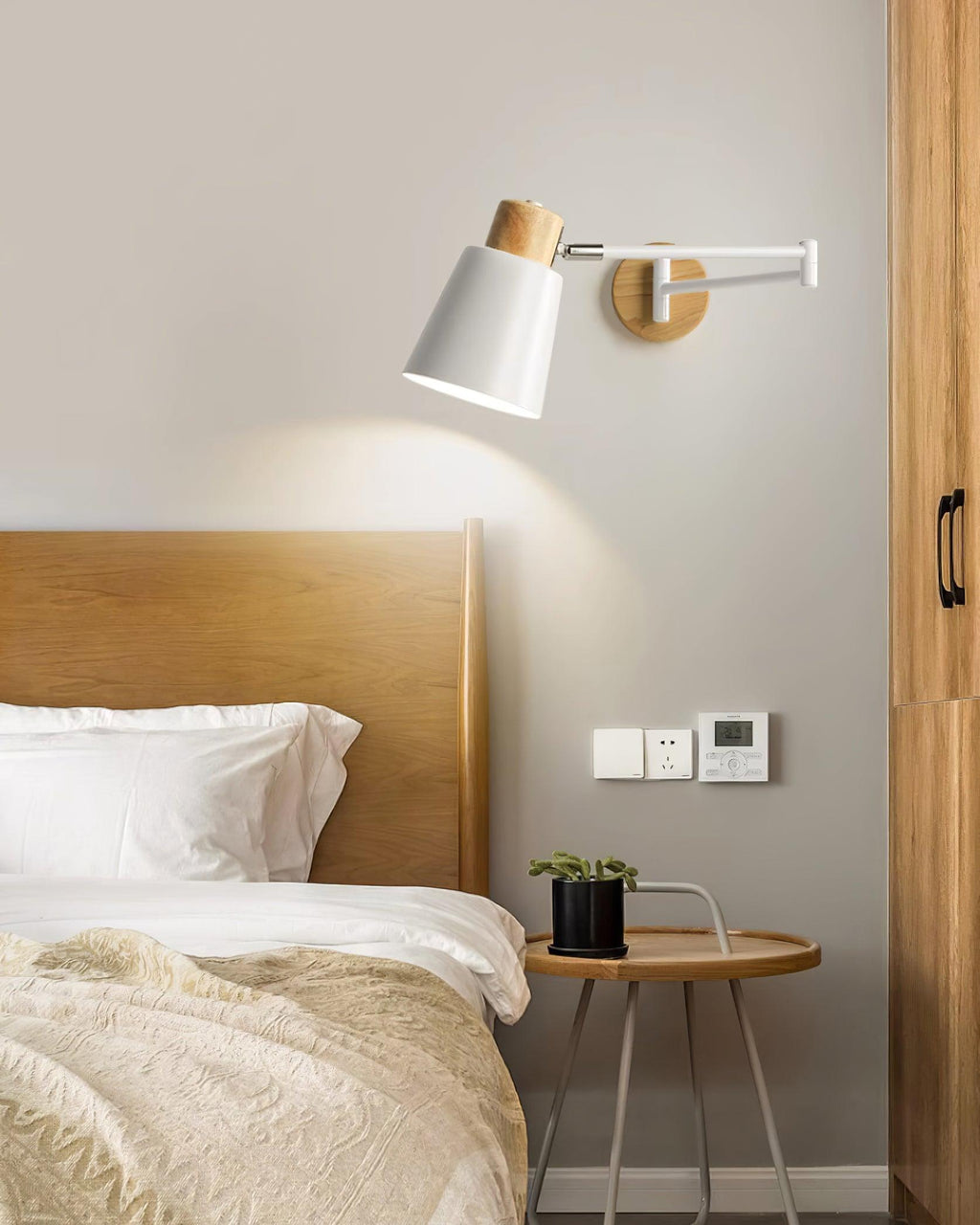 Applique Murale Réglable Cône Ombre Bois Base Moderne - Neutralighting