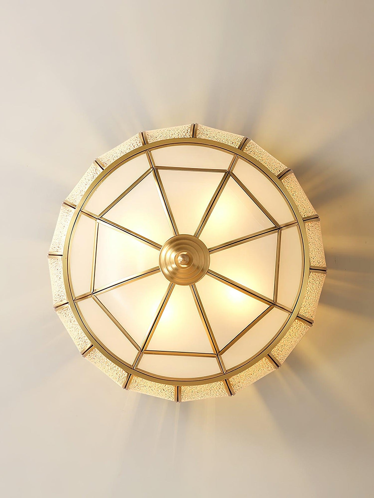 Ulrinara Postmoderne Luxe Tambour Laiton Verre Plafonnier - Neutralighting