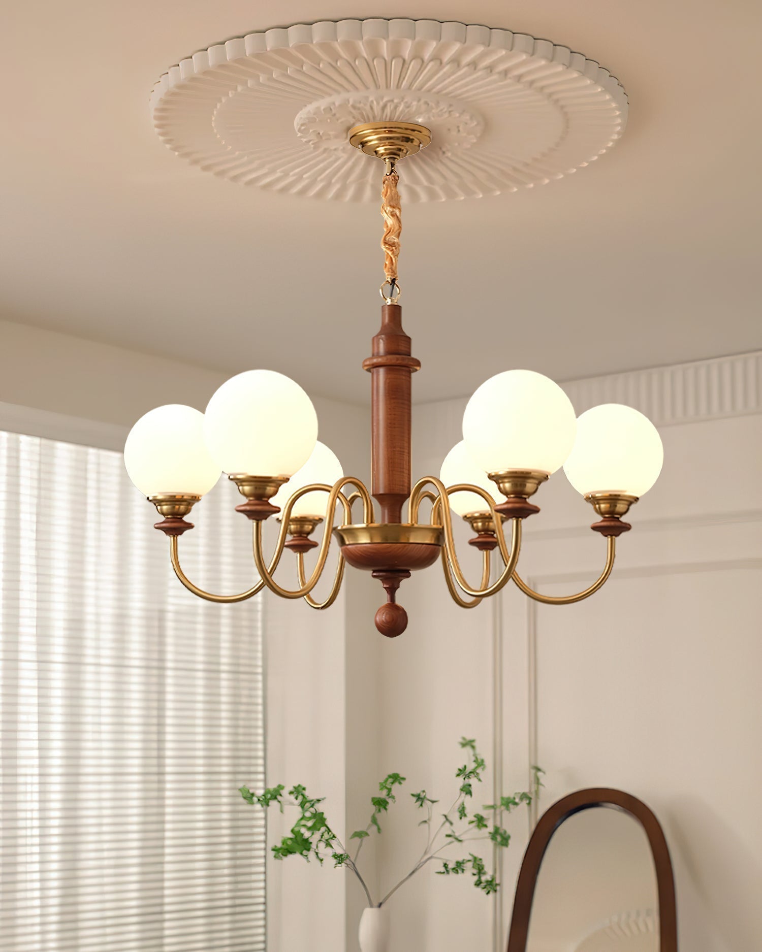 Nyvinia Chandelier en Laiton Vintage et Verre - Neutralighting