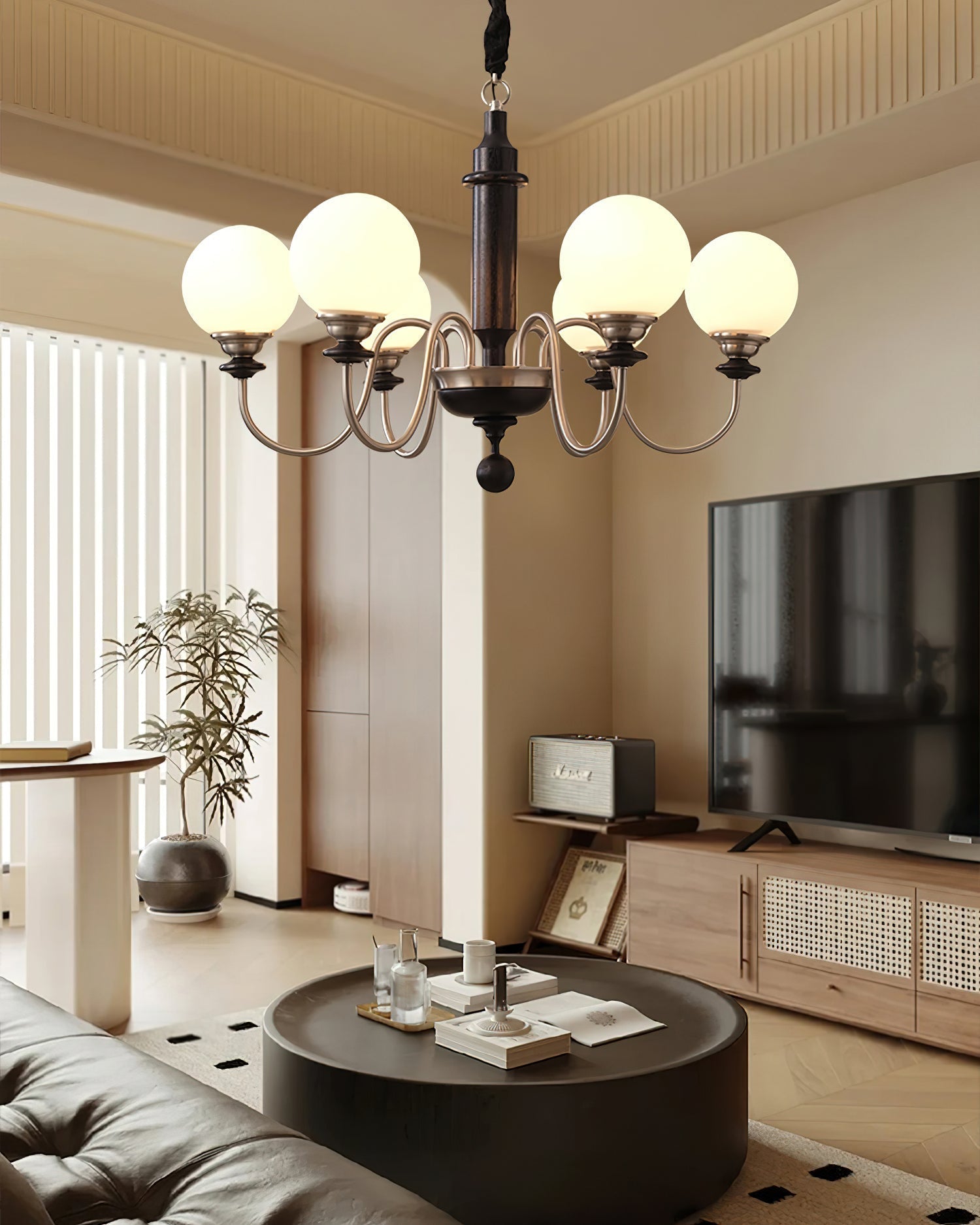 Nyvinia Chandelier en Laiton Vintage et Verre - Neutralighting