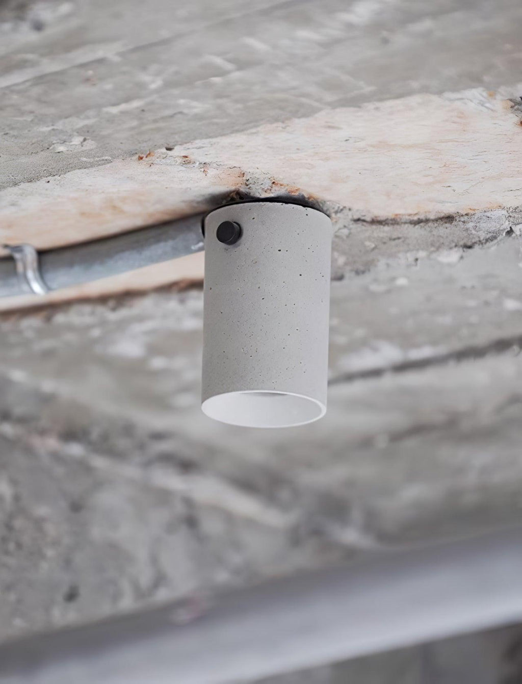 Aura Plafonnier moderne et minimaliste en béton - Neutralighting