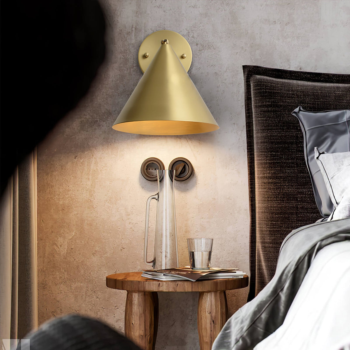 Lustra Lampe Murale Conique en Laiton Minimaliste - Neutralighting