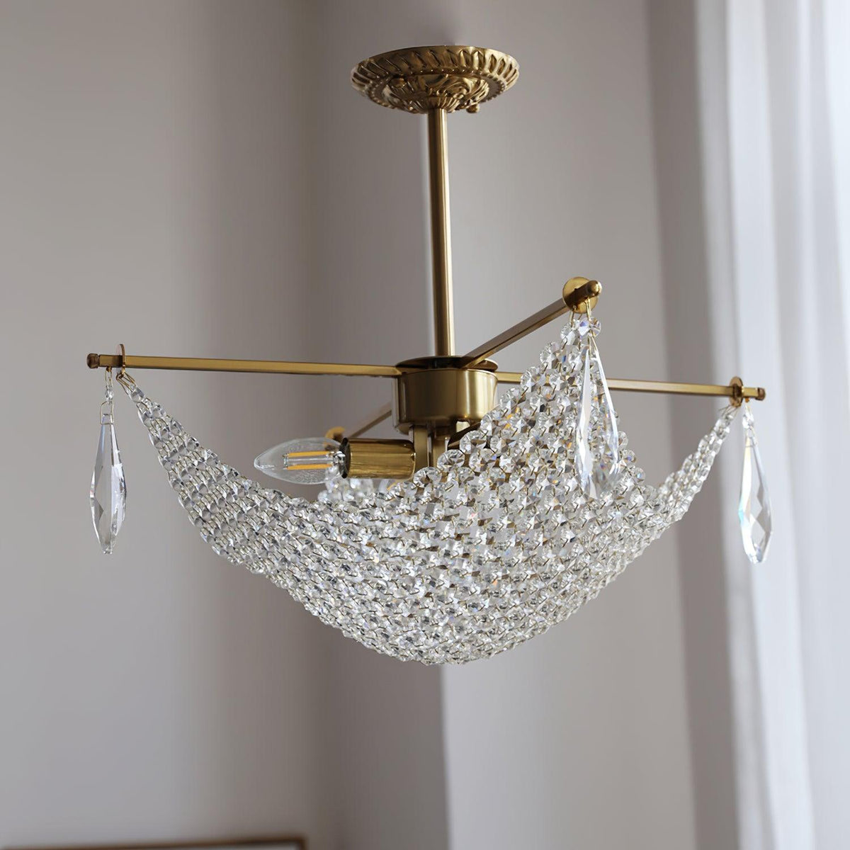 Lustra Chandelier avec Fils de Cristal et Cristal - Neutralighting