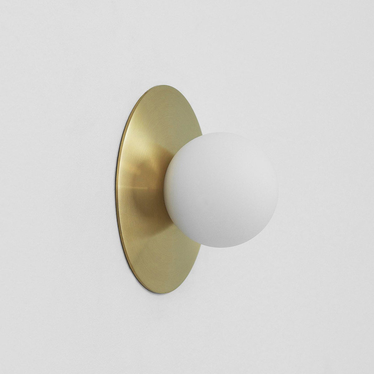Haze Lampe Murale Ronde En Métal Et Verre Minimaliste Moderne - Neutralighting