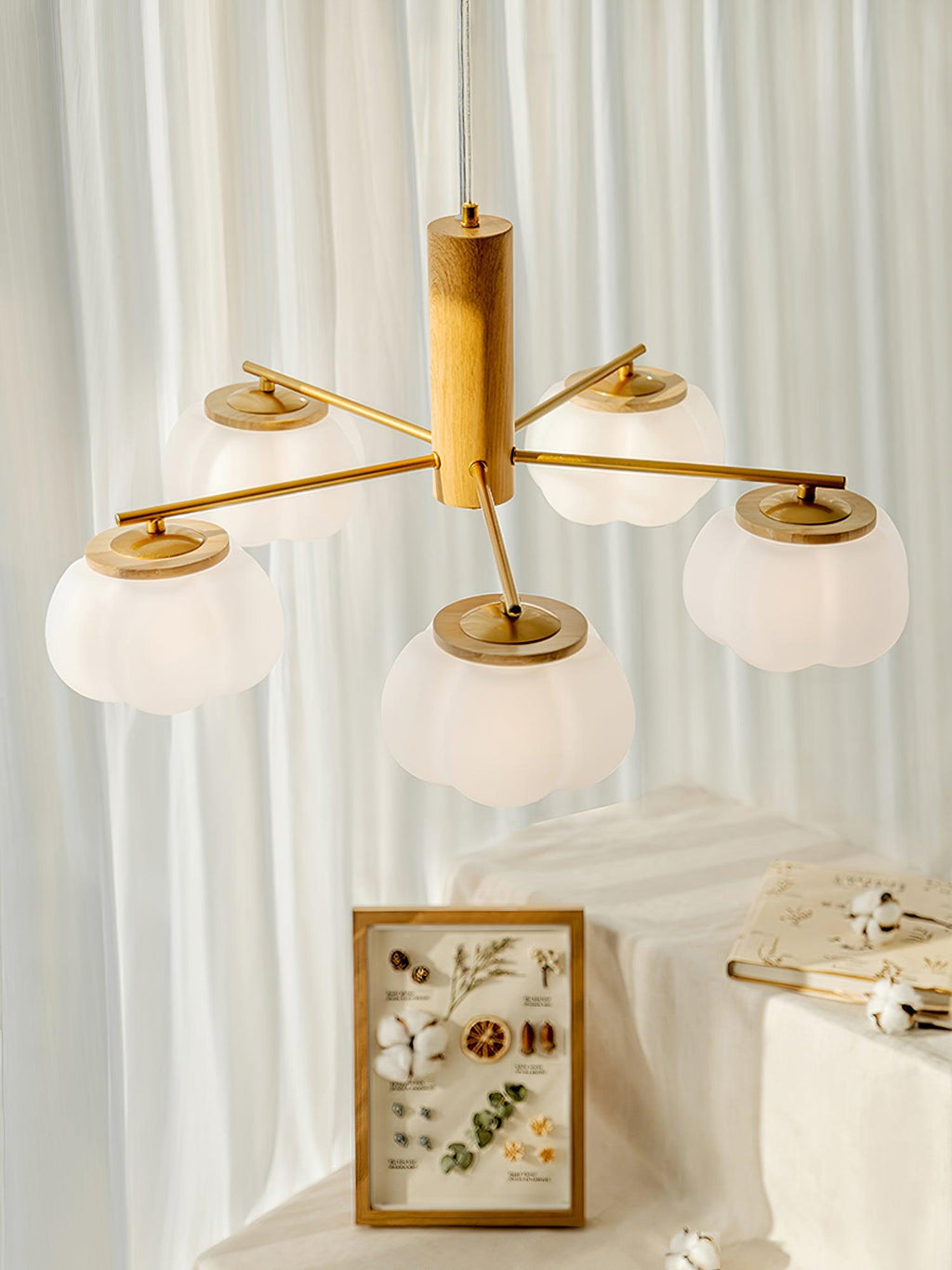 Tyler Chandelier Vintage en Acrylique - Neutralighting