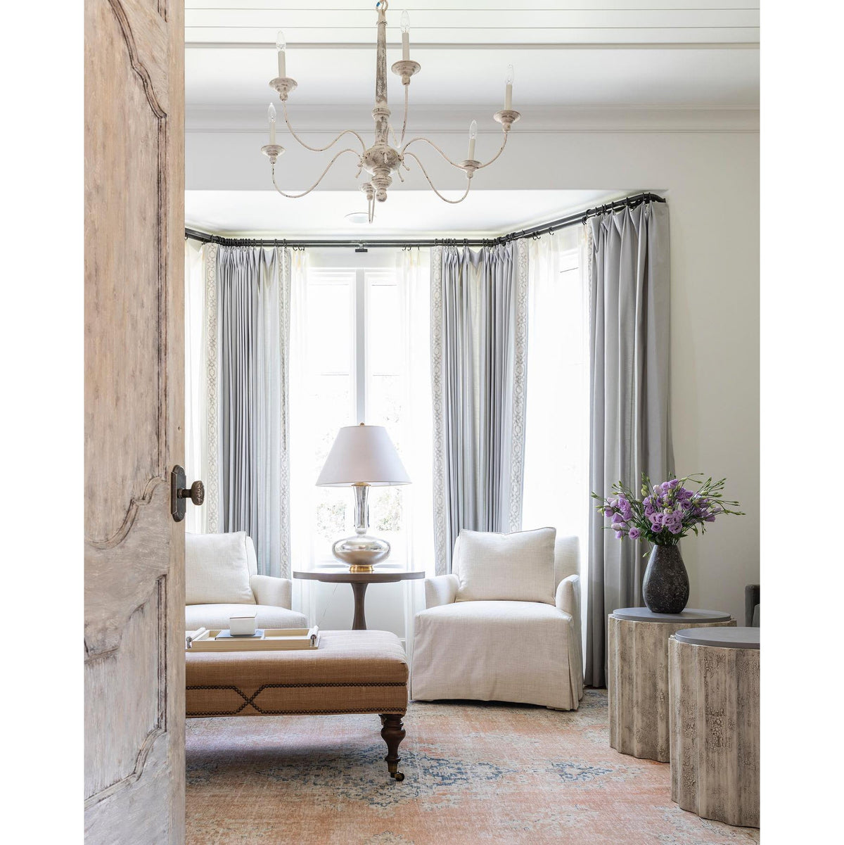 Zoliria Lustre Métal Blanc Ancien Luxe Postmoderne - Neutralighting