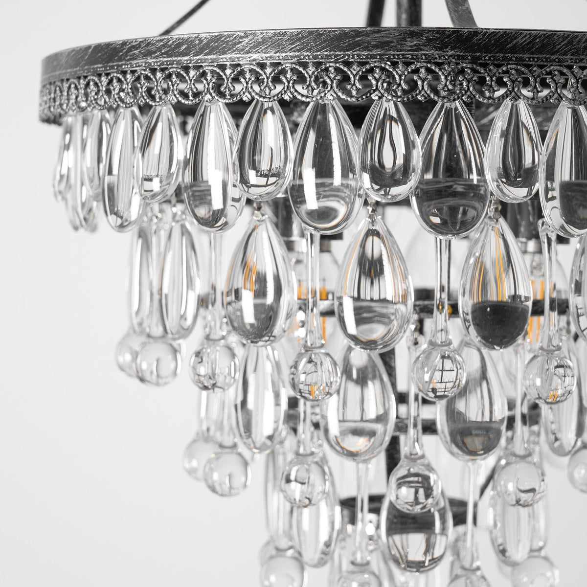 Blink Lustre Unique En Cristal Et Métal En Forme De Pyramide Inversée - Neutralighting