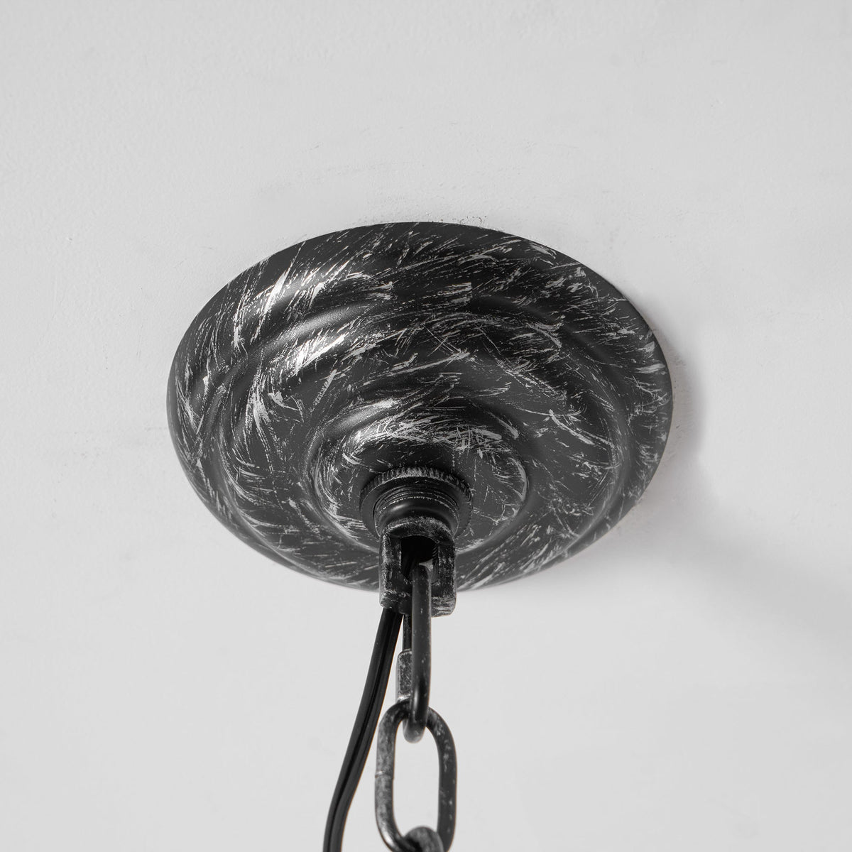Blink Lustre Unique En Cristal Et Métal En Forme De Pyramide Inversée - Neutralighting
