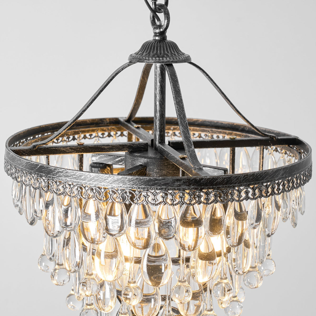 Blink Lustre Unique En Cristal Et Métal En Forme De Pyramide Inversée - Neutralighting