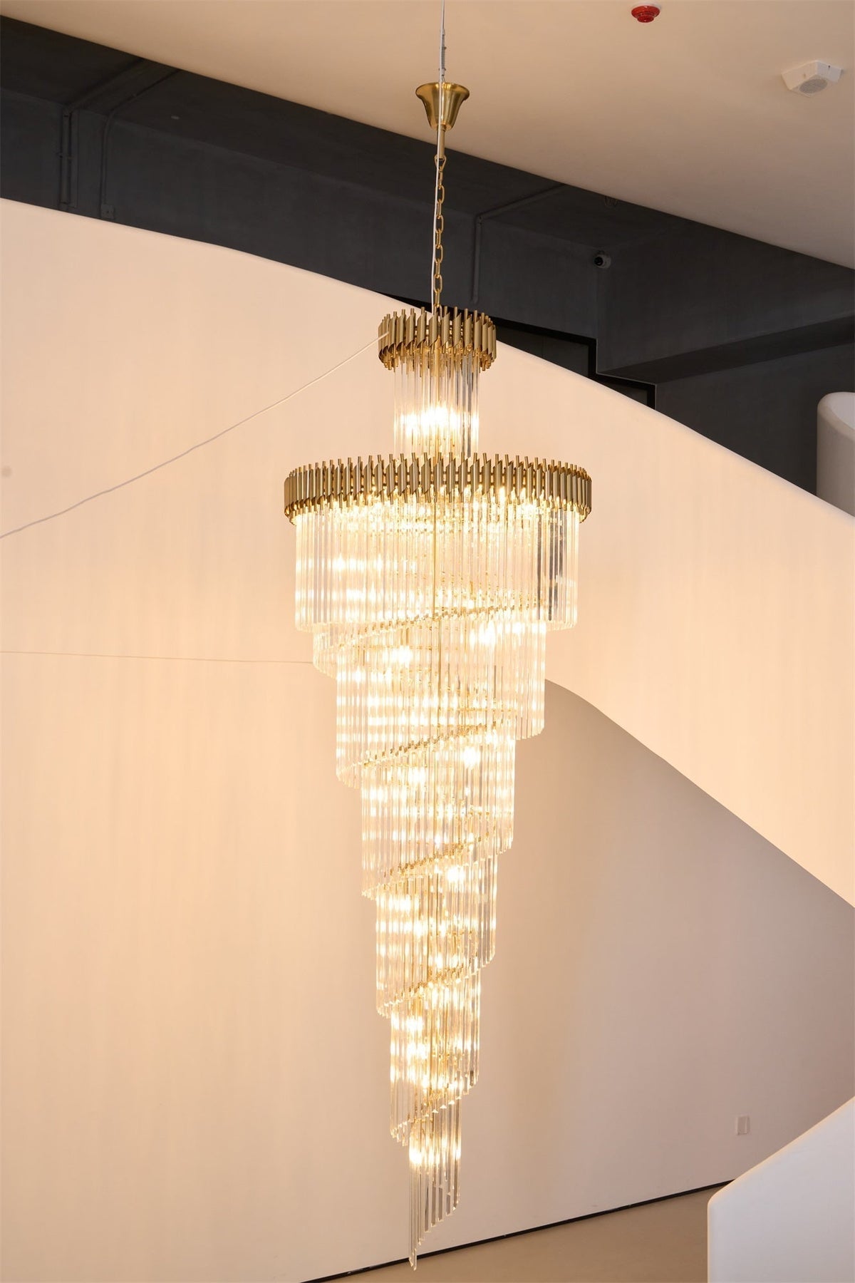 Eurmirila Lustre Luxueux en Cristal en Spirale - Neutralighting