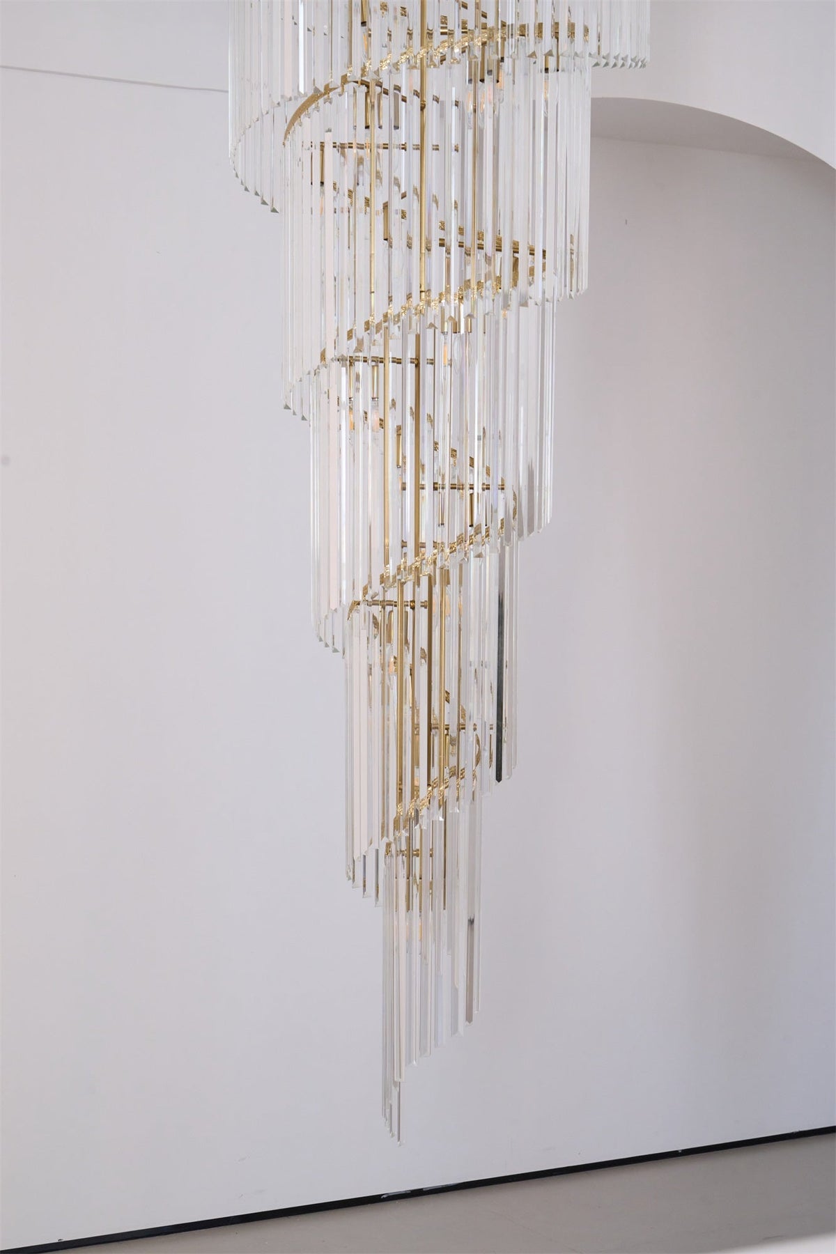 Eurmirila Lustre Luxueux en Cristal en Spirale - Neutralighting