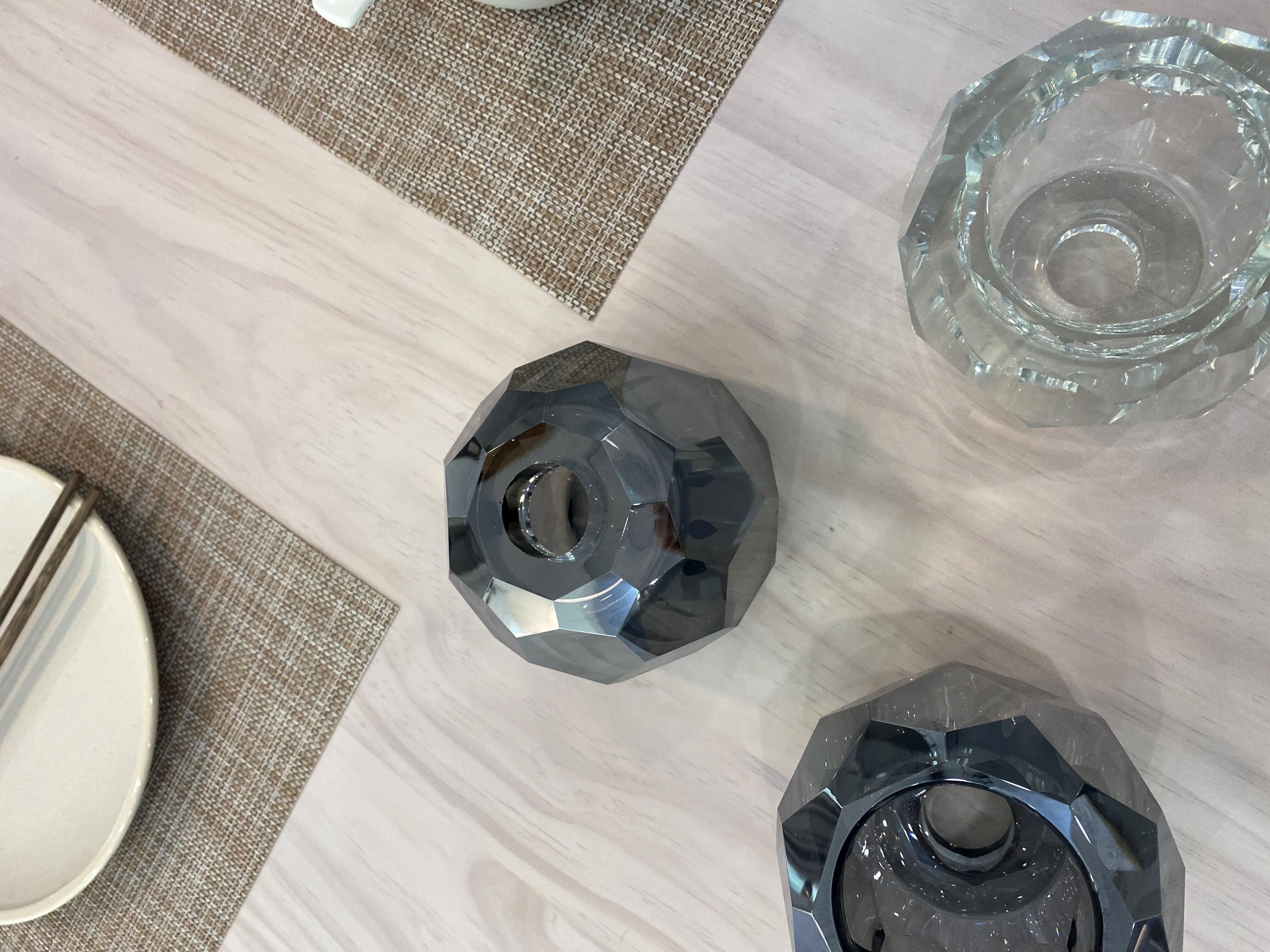 Lustra Suspension Lampe Boule en Cristal et Laiton en Grappe - Neutralighting